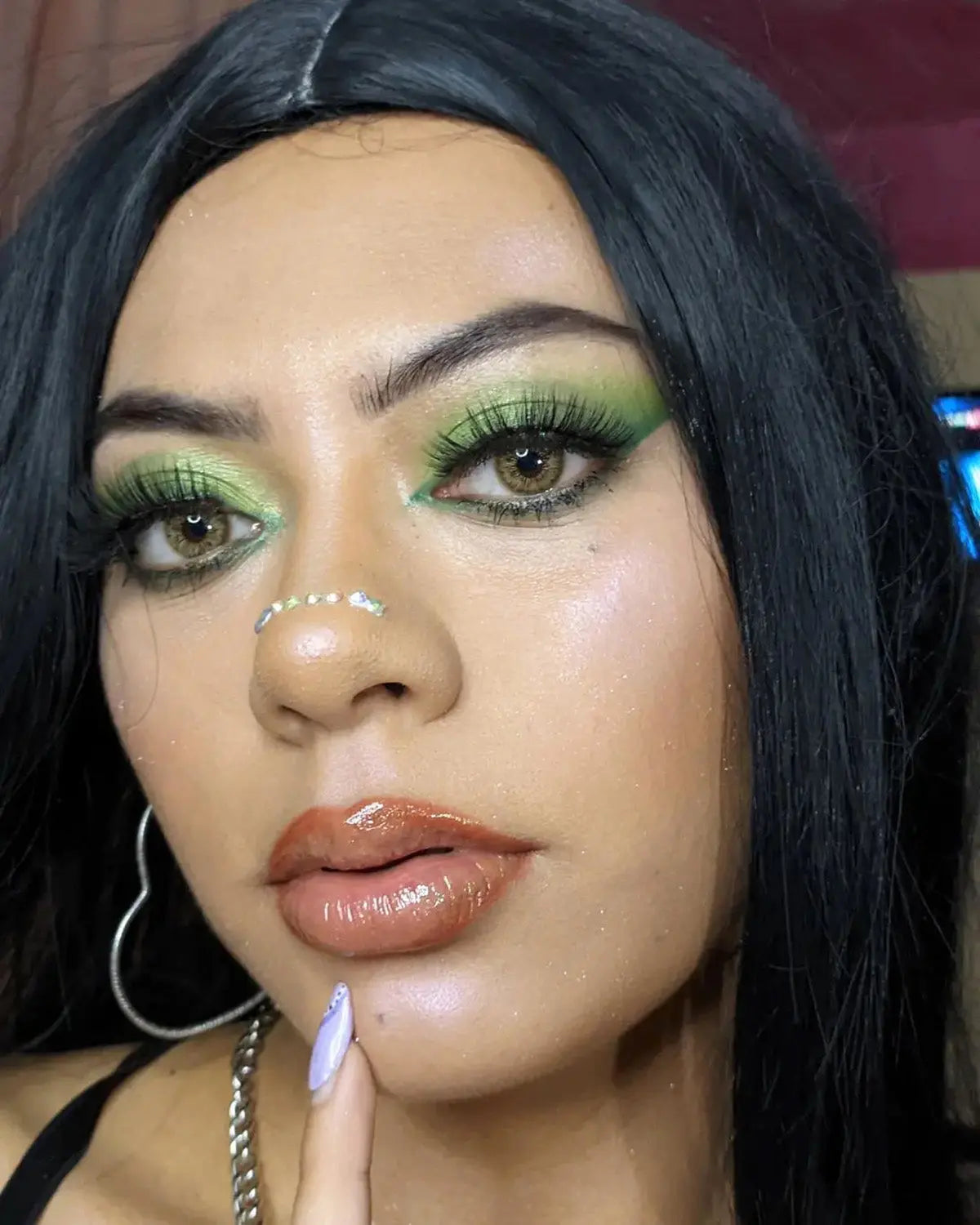 Braune Kontaktlinsen ohne Sehstärke – Selena Brown – natürliche Jahreslinsen | Freshlens