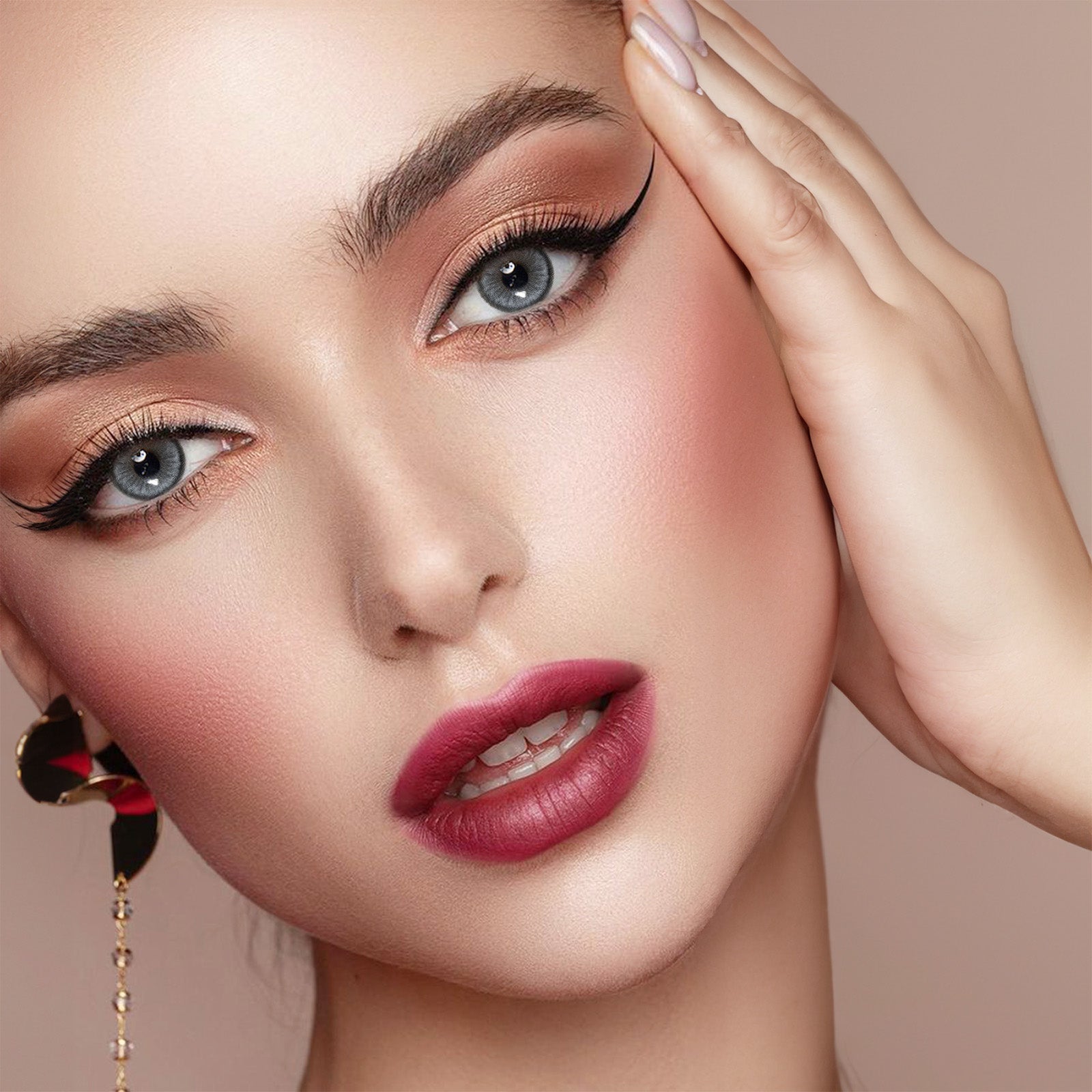 Jahreslinsen Dawn Gray Tragebild Model